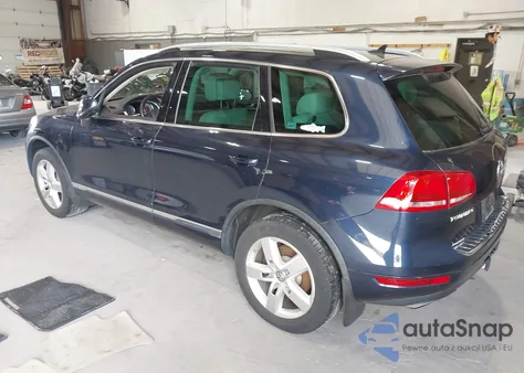 2014 Volkswagen Touareg V6 from USA, damaged, VIN WVGEF9BP8ED002061